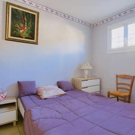 Charming Bright House In アパート アグド